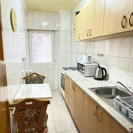 Charming Getaway - Unirii Square Apartmán Bukurešť